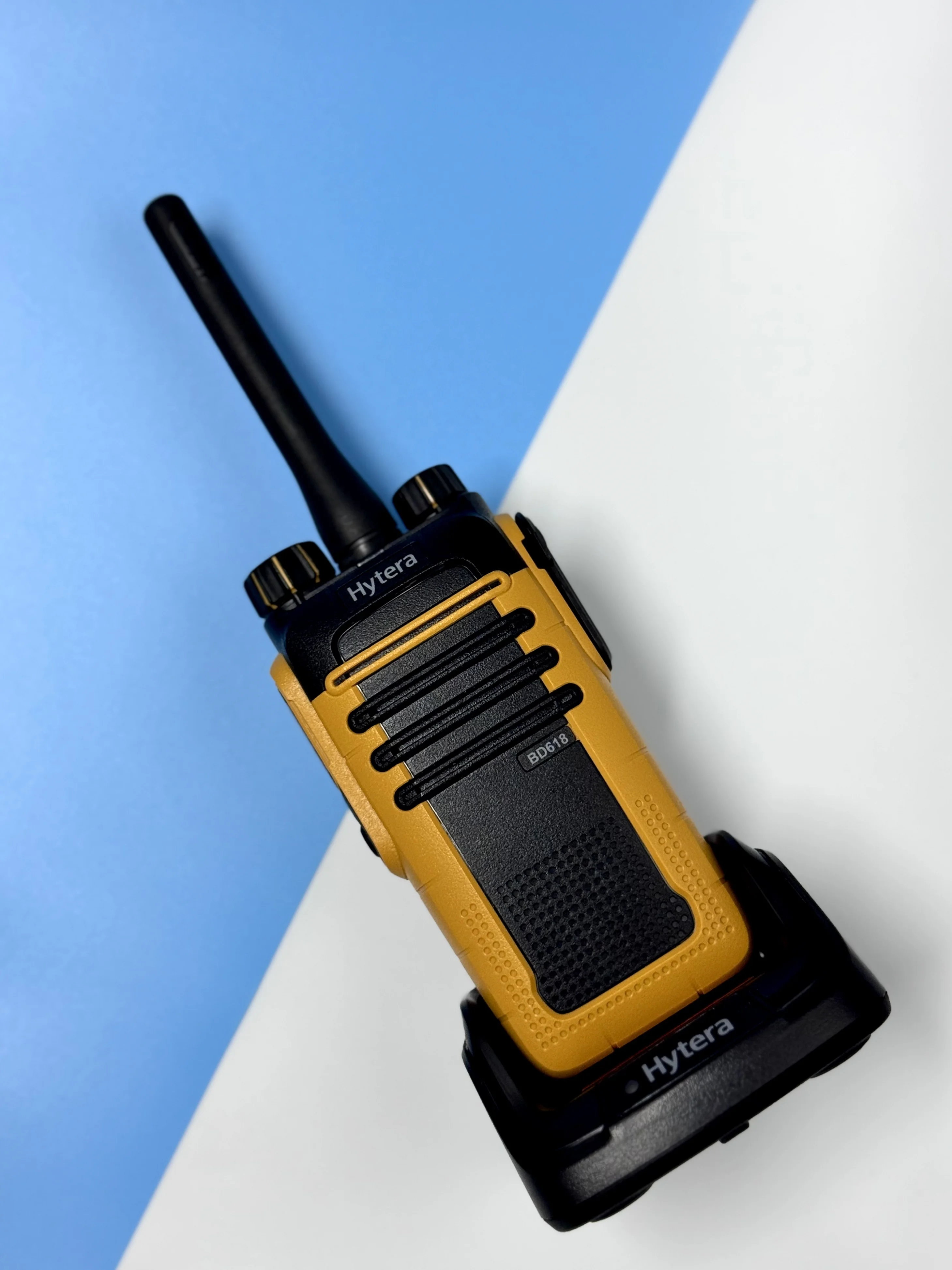 Hytera BD618 detail view